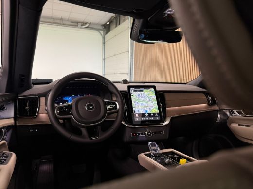 Volvo  XC90 T8 AWD Recharge Ultra Black Executive Edit. | Full Option! | Bowers & Wilkins | Luchtvering | Sto... ActivLease financial lease