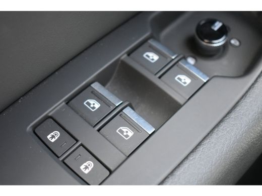 Audi A6 Avant 55 TFSI e 367PK quattro Competition | S-Line in- en exterieur | MMI Navigatie Plus | Schuif... ActivLease financial lease