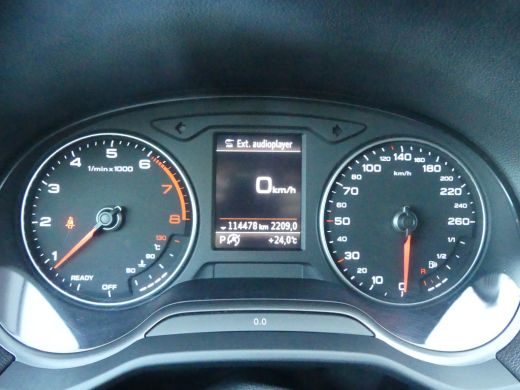 Audi Q2 1.4 TFSI CoD Design | CRUISE | NAVI | PARKEERSENSOREN V+A | LMV 19" | ActivLease financial lease