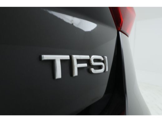 Audi Q2 1.4 TFSI CoDS-line Automaat, Stoelverwarming, Virtual, Leer, ActivLease financial lease