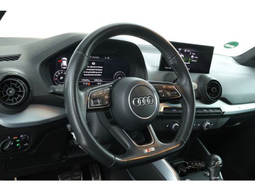 Audi Q2 1.4 TFSI CoDS-line Automaat, Stoelverwarming, Virtual, Leer, ActivLease financial lease