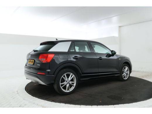 Audi Q2 1.4 TFSI CoDS-line Automaat, Stoelverwarming, Virtual, Leer, ActivLease financial lease