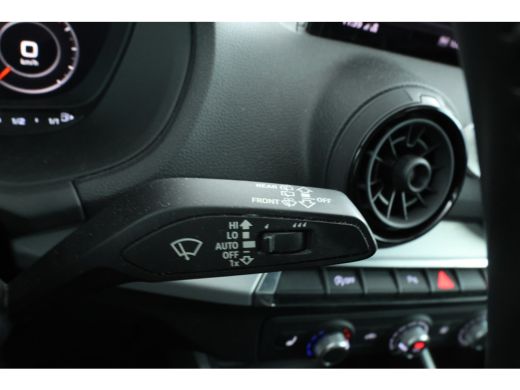 Audi Q2 1.4 TFSI CoDS-line Automaat, Stoelverwarming, Virtual, Leer, ActivLease financial lease