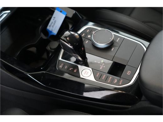 BMW X3 xDrive30e PHEV 293 pk | SOH 96% | Leder | 360&deg; Cam | Cruise | Sportstoelen | ActivLease financial lease