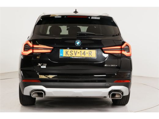 BMW X3 xDrive30e PHEV 293 pk | SOH 96% | Leder | 360&deg; Cam | Cruise | Sportstoelen | ActivLease financial lease