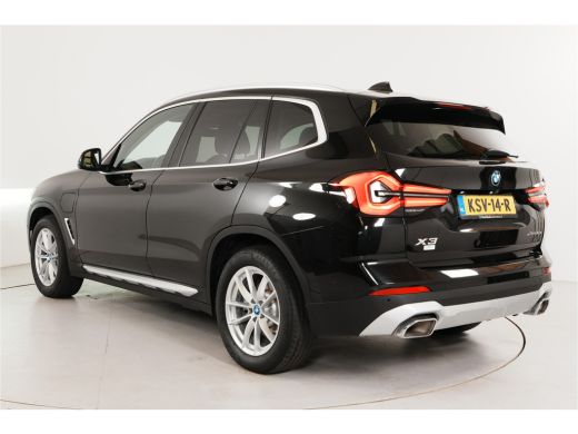 BMW X3 xDrive30e PHEV 293 pk | SOH 96% | Leder | 360&deg; Cam | Cruise | Sportstoelen | ActivLease financial lease
