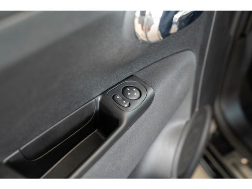 Fiat 500 1.0 Hybrid Dolcevita | Apple Carplay & Android Auto | Climate Controle | Parkeersensoren | Panora... ActivLease financial lease