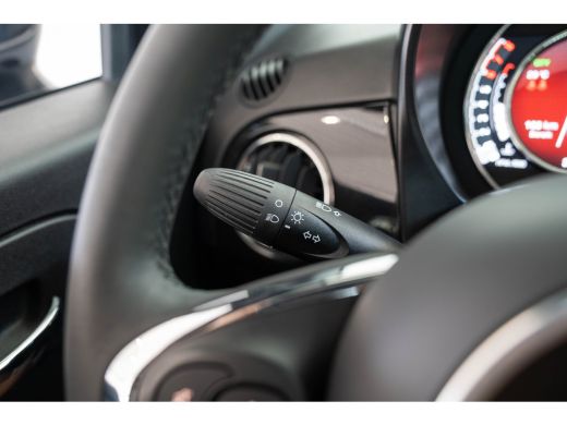 Fiat 500 1.0 Hybrid Dolcevita | Apple Carplay & Android Auto | Climate Controle | Parkeersensoren | Panora... ActivLease financial lease