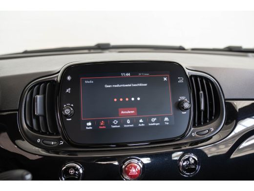 Fiat 500 1.0 Hybrid Dolcevita | Apple Carplay & Android Auto | Climate Controle | Parkeersensoren | Panora... ActivLease financial lease