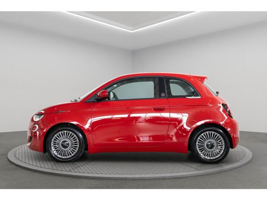 Fiat 500 1.0 Hybrid Torino Launch Edition | Tot 8 Jaar Garantie | Climate Controle | Apple Carplay & Andro... ActivLease financial lease