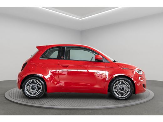Fiat 500 1.0 Hybrid Torino Launch Edition | Tot 8 Jaar Garantie | Climate Controle | Apple Carplay & Andro... ActivLease financial lease