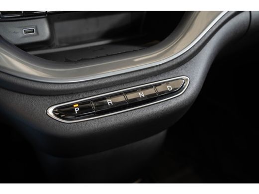 Fiat 500e 42 kWh | Camera | Navigatie | Apple Carplay & Android Auto | Parkeersensoren | Climate Controle |... ActivLease financial lease