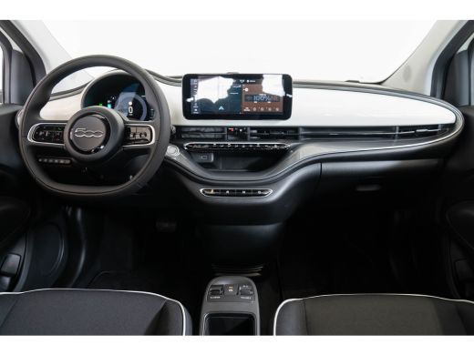 Fiat 500e 42 kWh | Camera | Navigatie | Apple Carplay & Android Auto | Parkeersensoren | Climate Controle |... ActivLease financial lease