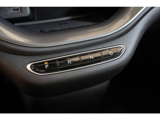 Fiat 500 La Prima 42 kWh | SOH 93,5% | Panoramadak | Camera | Stoelverwarming | Navigatie | Keyless | 17 I... ActivLease financial lease