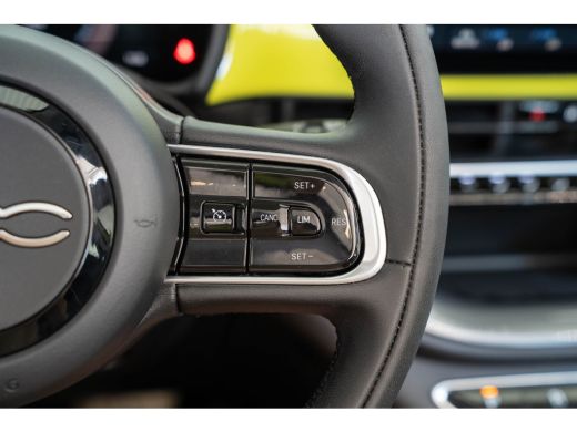 Fiat 500C Urban 42 kWh | SOH 100% | Navigatie | Camera | Parkeersensoren | Stoelverwarming | Climate Contro... ActivLease financial lease