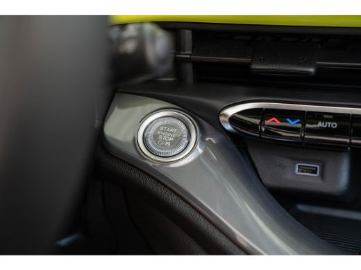 Fiat 500C Urban 42 kWh | SOH 100% | Navigatie | Camera | Parkeersensoren | Stoelverwarming | Climate Contro... ActivLease financial lease
