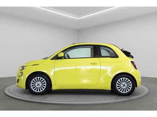 Fiat 500C Urban 42 kWh | SOH 100% | Navigatie | Camera | Parkeersensoren | Stoelverwarming | Climate Contro... ActivLease financial lease
