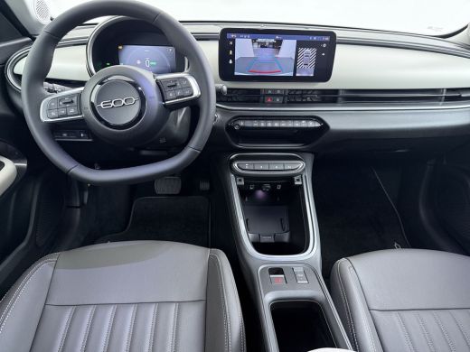 Fiat 600e La Prima 54 kWh Automaat ActivLease financial lease