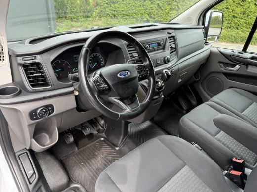 Ford Transit Custom 2.0 TDCI 130 PK / L1H1 / 2.5 TONS TREKHAAK / SORTIMO INRICHTING / AIRCO / CRUISE / 3-ZITS / LED /... ActivLease financial lease