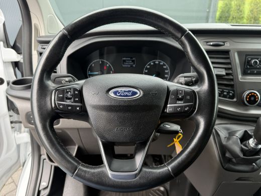 Ford Transit Custom 2.0 TDCI 130 PK / L1H1 / 2.5 TONS TREKHAAK / SORTIMO INRICHTING / AIRCO / CRUISE / 3-ZITS / LED /... ActivLease financial lease