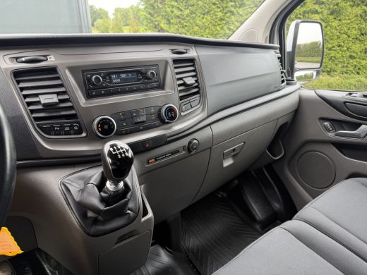 Ford Transit Custom 2.0 TDCI 130 PK / L1H1 / 2.5 TONS TREKHAAK / SORTIMO INRICHTING / AIRCO / CRUISE / 3-ZITS / LED /... ActivLease financial lease