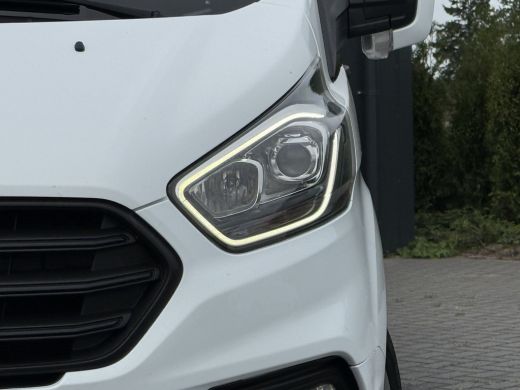 Ford Transit Custom 2.0 TDCI 130 PK / L1H1 / 2.5 TONS TREKHAAK / SORTIMO INRICHTING / AIRCO / CRUISE / 3-ZITS / LED /... ActivLease financial lease