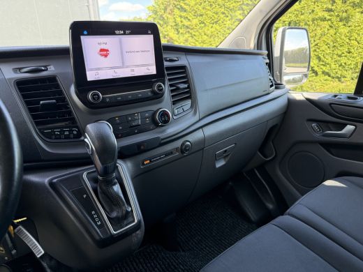 Ford Transit Custom 2.0 TDCI 130 PK / L2H1 / AUTOMAAT / TREKHAAK / AIRCO / CRUISE / CAMERA / 3-ZITS / LED / STOEL -EN... ActivLease financial lease