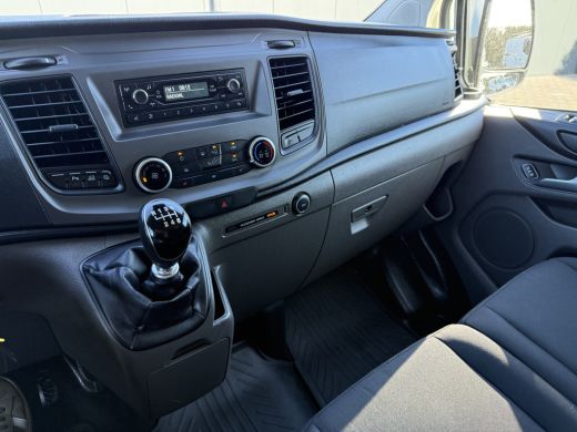 Ford Transit Custom 2.0 TDCI / L1H1 / 1e EIG. / 2.5 TONS TREKHAAK / IMPERIAAL / 3-ZITS / STOEL -EN VOORRUIT VERWARMIN... ActivLease financial lease