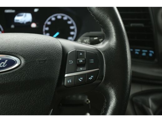 Ford Transit Custom 2.0 TDCI L2H1 | 2800kg Trekgew. | Airco | Cruise | 3 Zits | Carplay | Trekhaak | Parkeersens. ActivLease financial lease