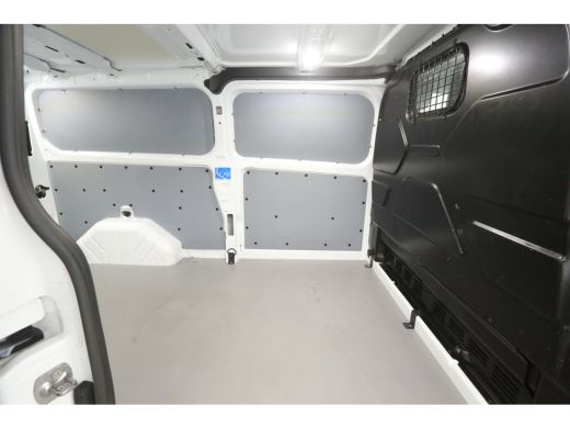 Ford Transit Custom 2.0 TDCI L2H1 | 2800kg Trekgew. | Airco | Cruise | 3 Zits | Carplay | Trekhaak | Parkeersens. ActivLease financial lease