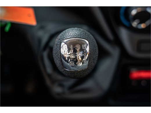 Iveco Daily 35C14 | 136 PK | N1 | Laadklep | 3.5T Trekhaak | Navi | Airco ActivLease financial lease