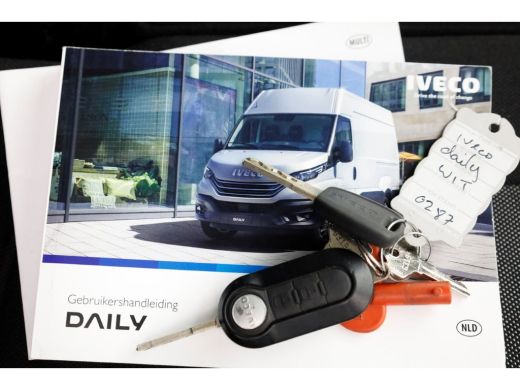 Iveco Daily 35C14 136pk Bakwagen met laadklep en zijdeur 04-2024 ActivLease financial lease