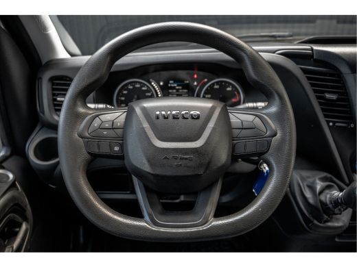 Iveco Daily 35S14 | 140PK | 3.5T Trekgewicht | 3-Zits | Airco | Trekhaak ActivLease financial lease