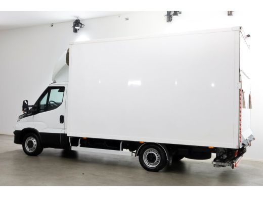 Iveco Daily 35S18 3.0 180pk HiMatic Automaat Bakwagen met laadklep H240cm 03-2022 ActivLease financial lease