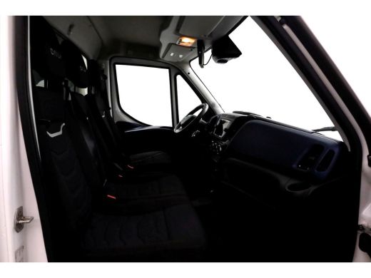 Iveco Daily 35S18 3.0 180pk HiMatic Automaat Bakwagen met laadklep H240cm 03-2022 ActivLease financial lease