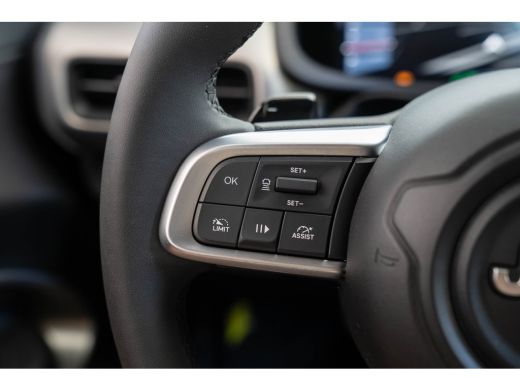 Jeep Avenger 1.2 e-Hybrid Altitude | Tot 8 Jaar Garantie | Navigatie | Elektrische Achterklep | Camera | Keyle... ActivLease financial lease