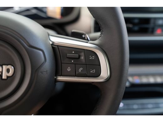 Jeep Avenger 1.2 e-Hybrid Altitude | Tot 8 Jaar Garantie | Navigatie | Elektrische Achterklep | Camera | Keyle... ActivLease financial lease
