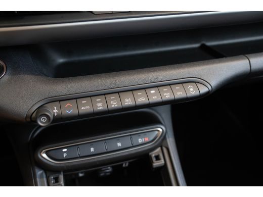 Jeep Avenger 1.2 e-Hybrid Altitude | Tot 8 Jaar Garantie | Navigatie | Elektrische Achterklep | Camera | Keyle... ActivLease financial lease