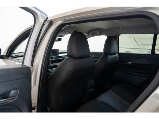 Jeep Avenger Summit 54 kWh | SOH 97% | Camera | Apple Carplay & Android Auto | Climate Controle | Keyless | Pa... ActivLease financial lease