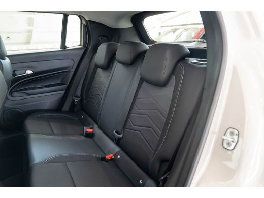 Jeep Avenger Summit 54 kWh | SOH 97% | Camera | Apple Carplay & Android Auto | Climate Controle | Keyless | Pa... ActivLease financial lease