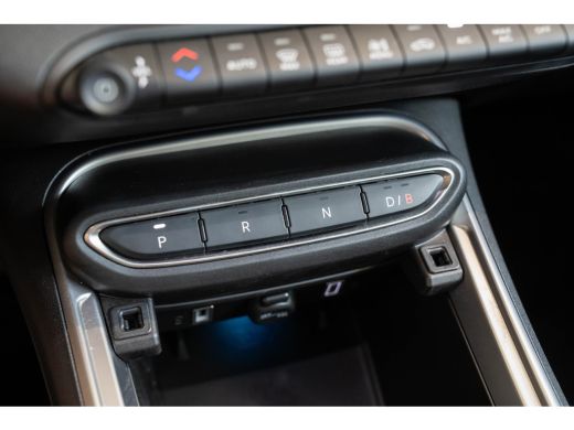 Jeep Avenger Summit 54 kWh | SOH 97% | Camera | Apple Carplay & Android Auto | Climate Controle | Keyless | Pa... ActivLease financial lease