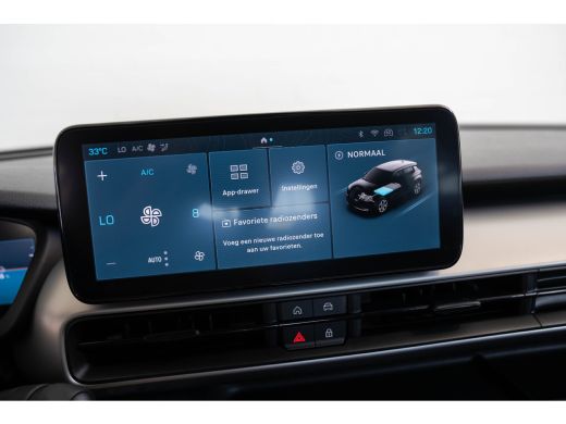 Jeep Avenger Summit 54 kWh | SOH 97% | Apple Carplay & Android Auto | Camera | Parkeersensoren | Climate Contr... ActivLease financial lease