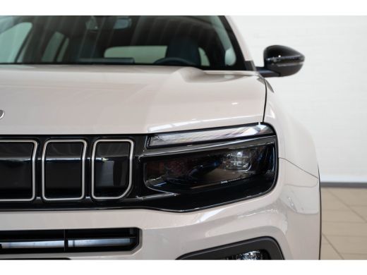 Jeep Avenger Summit 54 kWh | SOH 97% | Apple Carplay & Android Auto | Camera | Parkeersensoren | Climate Contr... ActivLease financial lease