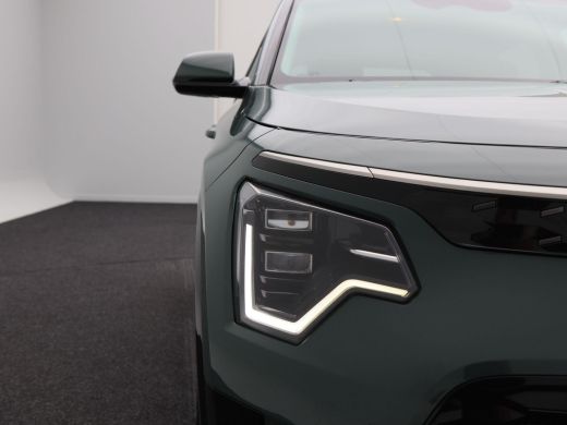 Kia Niro EV ComfortLine 64.8 kWh 204 Pk | Trekhaak | Adaptive Cruise | Stoel/Stuurverwarming | Camera | CarPl... ActivLease financial lease