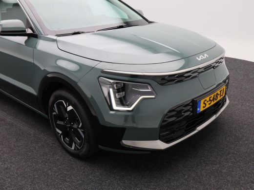 Kia Niro EV ComfortLine 64.8 kWh 204 Pk | Trekhaak | Adaptive Cruise | Stoel/Stuurverwarming | Camera | CarPl... ActivLease financial lease