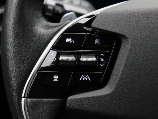 Kia Niro EV ComfortLine 64.8 kWh 204 Pk | Trekhaak | Adaptive Cruise | Stoel/Stuurverwarming | Camera | CarPl... ActivLease financial lease