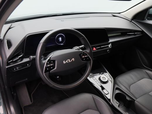 Kia Niro EV ComfortLine 64.8 kWh 204 Pk | Trekhaak | Adaptive Cruise | Stoel/Stuurverwarming | Camera | CarPl... ActivLease financial lease