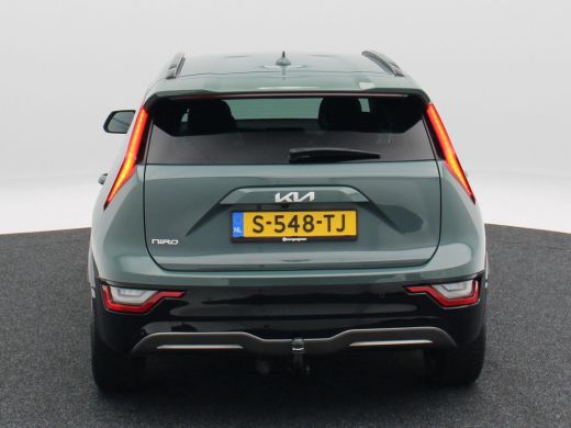 Kia Niro EV ComfortLine 64.8 kWh 204 Pk | Trekhaak | Adaptive Cruise | Stoel/Stuurverwarming | Camera | CarPl... ActivLease financial lease