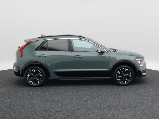 Kia Niro EV ComfortLine 64.8 kWh 204 Pk | Trekhaak | Adaptive Cruise | Stoel/Stuurverwarming | Camera | CarPl... ActivLease financial lease