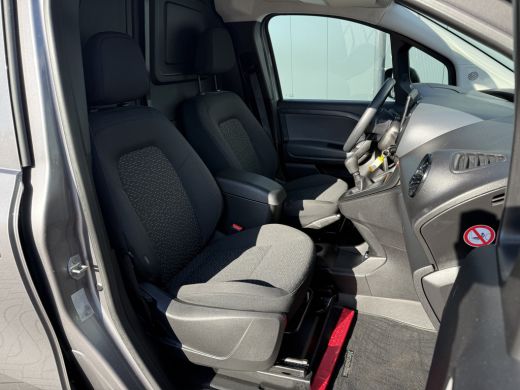 Mercedes-Benz Citan 110 CDI / L1H1 / 1e EIG. / 36.140 KM! / CRUISE / CAMERA / AIRCO / CARPLAY ActivLease financial lease